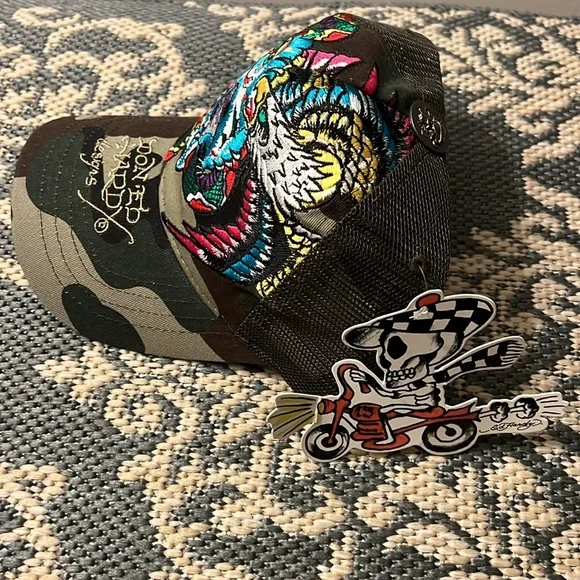 NWT Ed Hardy Camo Trucker Hat